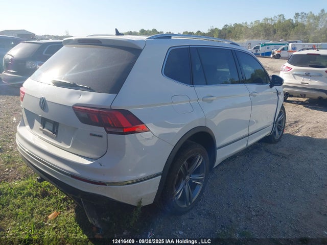3VV4B7AX1MM145889 Volkswagen Tiguan