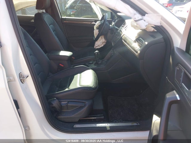 3VV4B7AX1MM145889 Volkswagen Tiguan