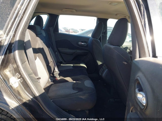 1C4PJMAB7GW300838 Jeep Cherokee