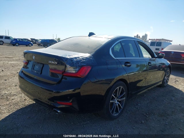 WBA5R7C55KAJ84633 BMW 330I