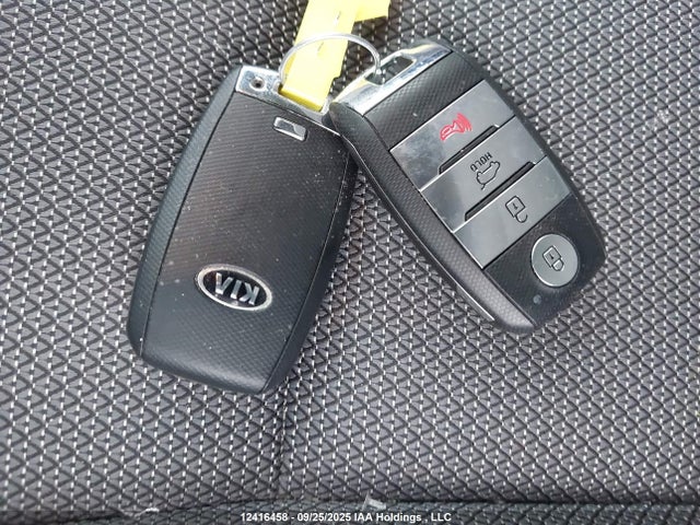 KIA 2020 2020 KNDCC3LG0L5063170 Image 11