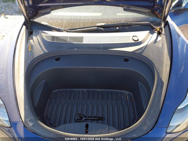 5YJ3E1EB5NF205448 Tesla MODEL 3