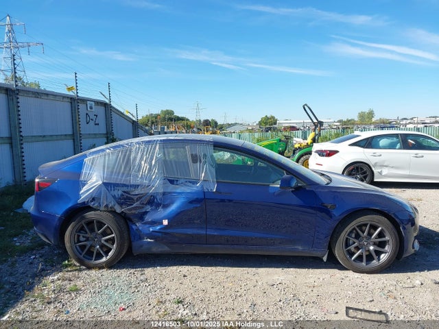 5YJ3E1EB5NF205448 Tesla MODEL 3