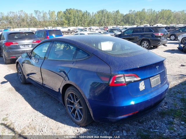5YJ3E1EB5NF205448 Tesla MODEL 3