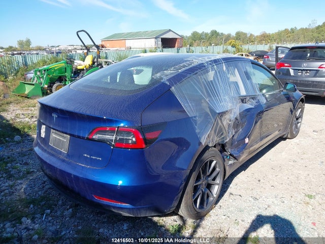 5YJ3E1EB5NF205448 Tesla MODEL 3