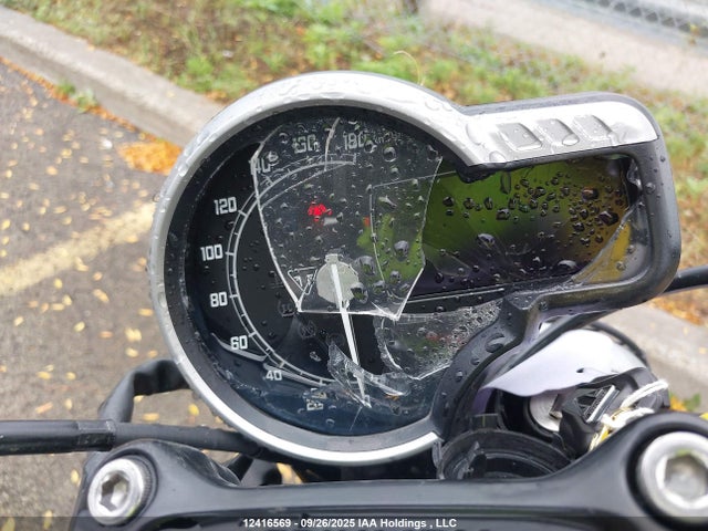 SMTT127Y3RNA05814 Triumph Motorcycle 2024