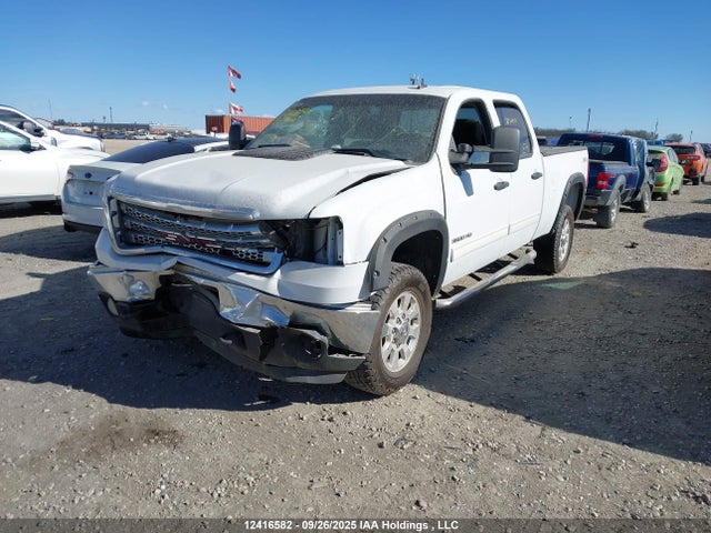12416582 :رقم المزاد ، 1GT423CG9EF178175 vin ، 2014 Gmc Sierra 3500hd Sle مزاد بيع