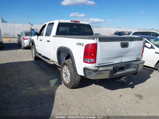 12416582 :رقم المزاد ، 1GT423CG9EF178175 vin ، 2014 Gmc Sierra 3500hd Sle مزاد بيع
