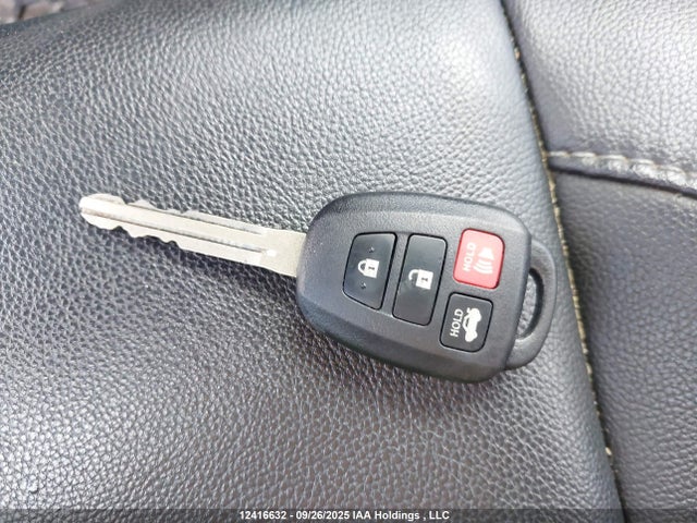 Toyota 2zr-fe 2014 2T1BURHE1EC112403 Image 11