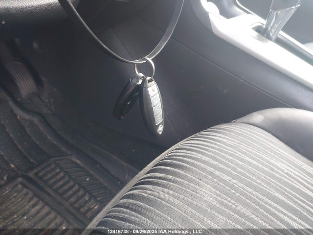 Nissan 2019 2019 3N1AB7AP2KY242755 Image 11