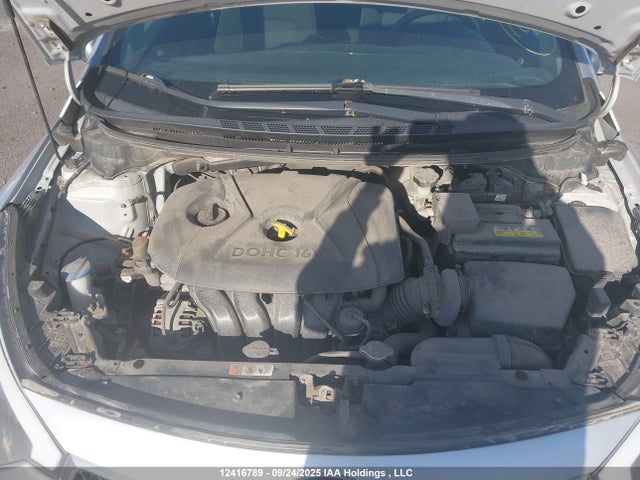 KIA dohc mpi nu 2015 KNAFK4A6XF5409680 Image 10