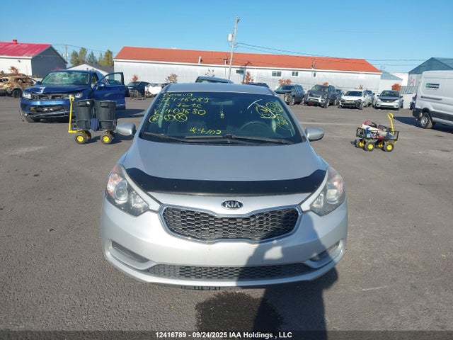 KIA dohc mpi nu 2015 KNAFK4A6XF5409680 Image 12