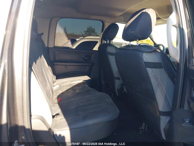 RAM 1500 2017 3C6RR7KT3HG628906 Image 8