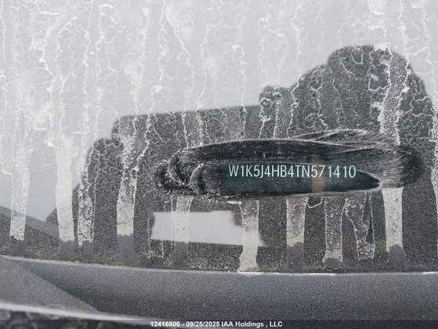 W1K5J4HB4TN571410 Mercedes-Benz m260