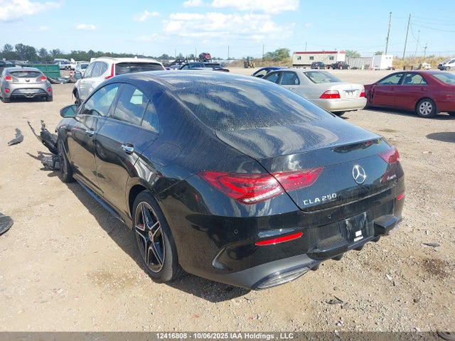 Mercedes-Benz m260 2021 W1K5J4HB5MN245214 Image 3