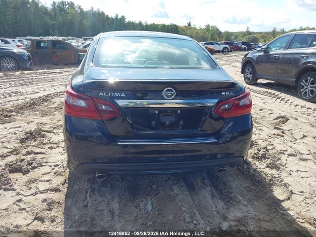 1N4AL3AP4HN351040 Nissan 2017
