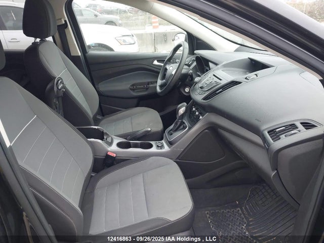 12416863 :رقم المزاد ، 1FMCU0GX4DUA75976 vin ، 2013 Ford Escape Se مزاد بيع