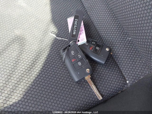 3VWC57BU9MM075352 Volkswagen tsi