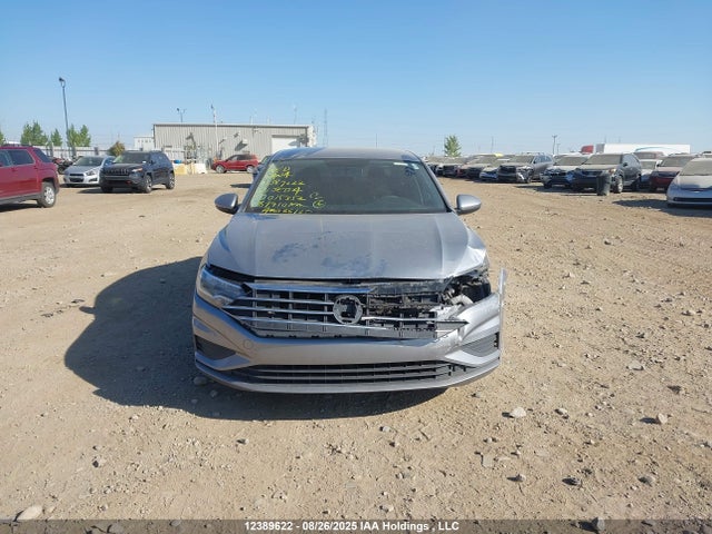 3VWC57BU9MM075352 Volkswagen tsi
