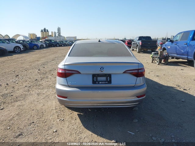 3VWC57BU9MM075352 Volkswagen tsi