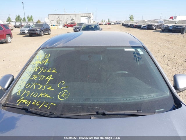 3VWC57BU9MM075352 Volkswagen tsi