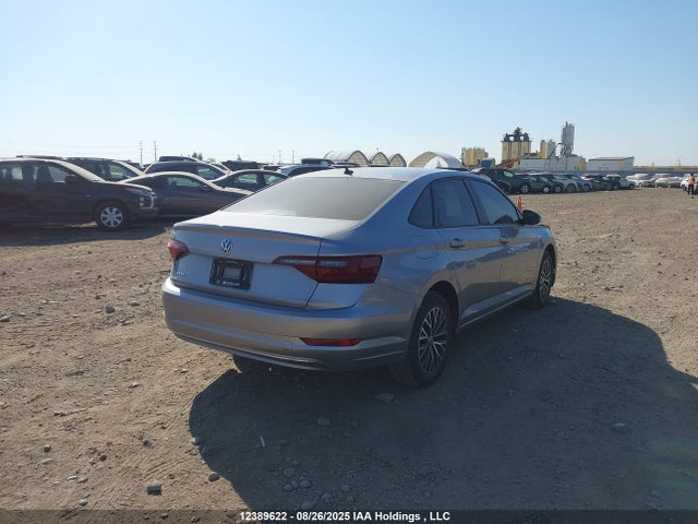 3VWC57BU9MM075352 Volkswagen tsi