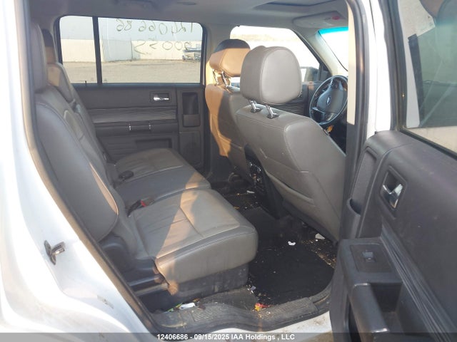 2FMHK6C82HBA00055 Ford 2017