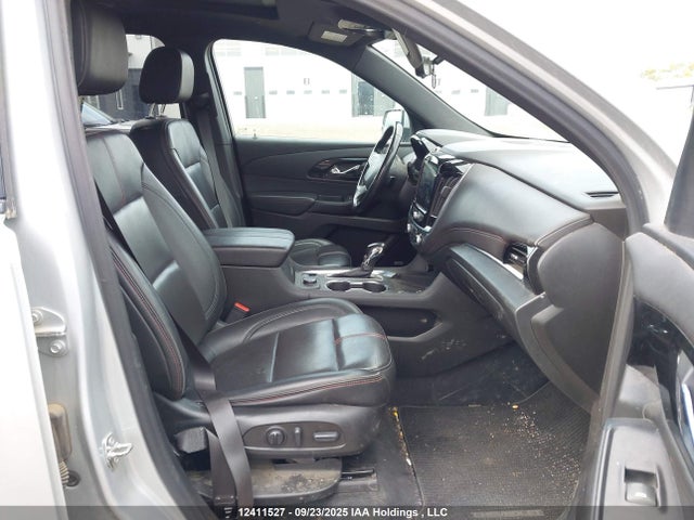 1GNEVJKW0NJ101451 Chevrolet lfy