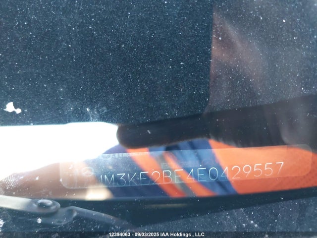 JM3KE2BE4E0429557 Mazda pe