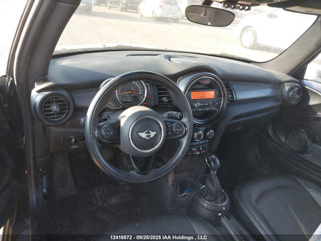 Mini 2016 2016 WMWXP5C55G2D13641 Image 21
