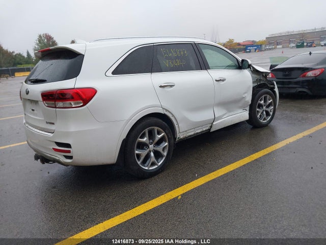 KIA Sorento 2017 5XYPKDA15HG314840 Image 4