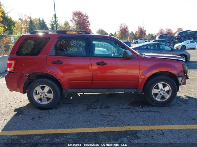 2009 Ford Escape მანქანა იყიდება აუქციონზე, vin: 1FMCU93G39KA84410, აუქციონის ნომერი: 12416984