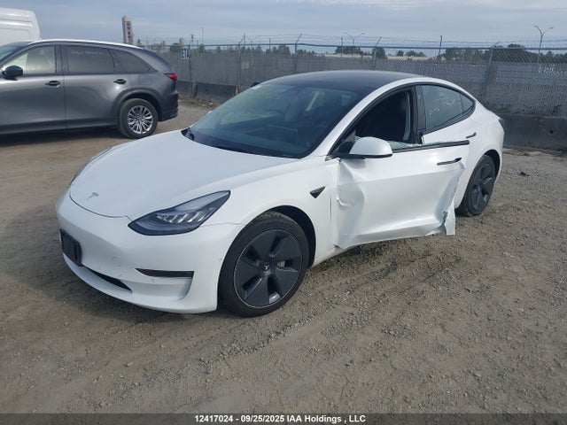 Tesla 2022 2022 5YJ3E1EB3NF294615 Image 2