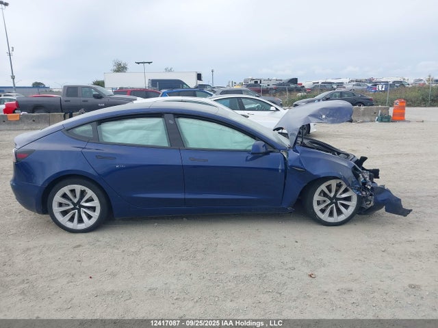 5YJ3E1EB2NF296095 Tesla MODEL 3