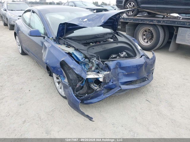 5YJ3E1EB2NF296095 Tesla MODEL 3
