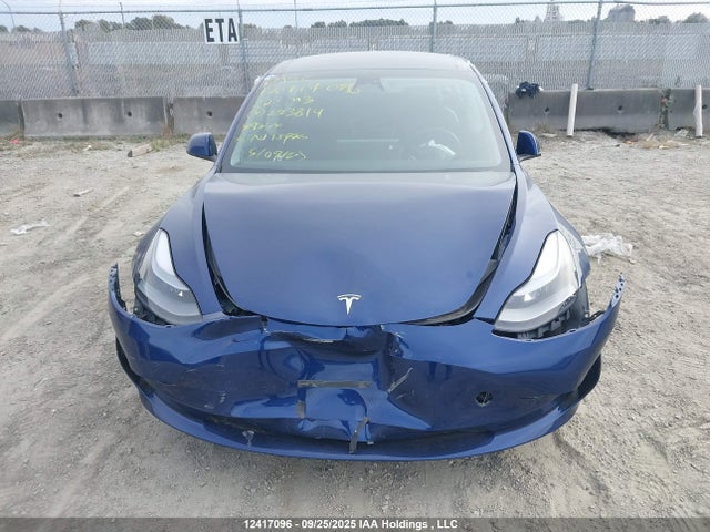 5YJ3E1EB4NF293814 Tesla MODEL 3