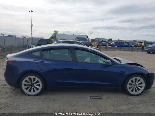 5YJ3E1EB4NF293814 Tesla MODEL 3