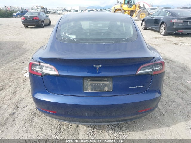 5YJ3E1EB4NF293814 Tesla MODEL 3