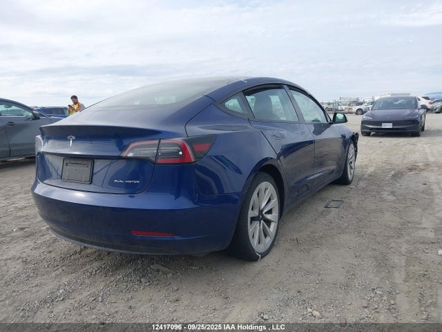 5YJ3E1EB4NF293814 Tesla MODEL 3