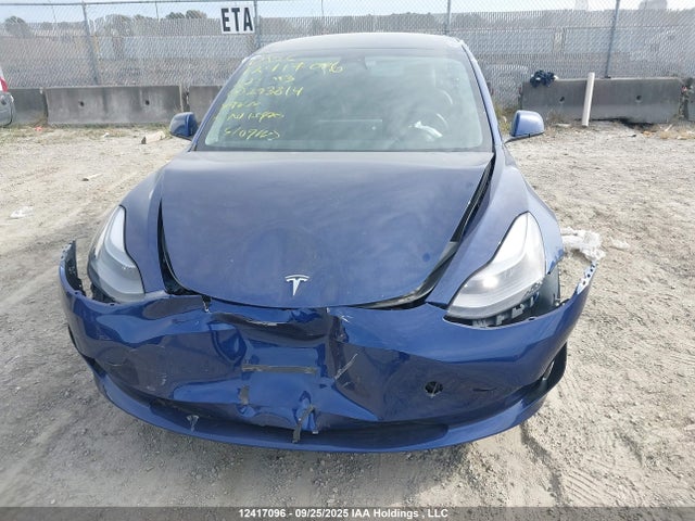 5YJ3E1EB4NF293814 Tesla MODEL 3