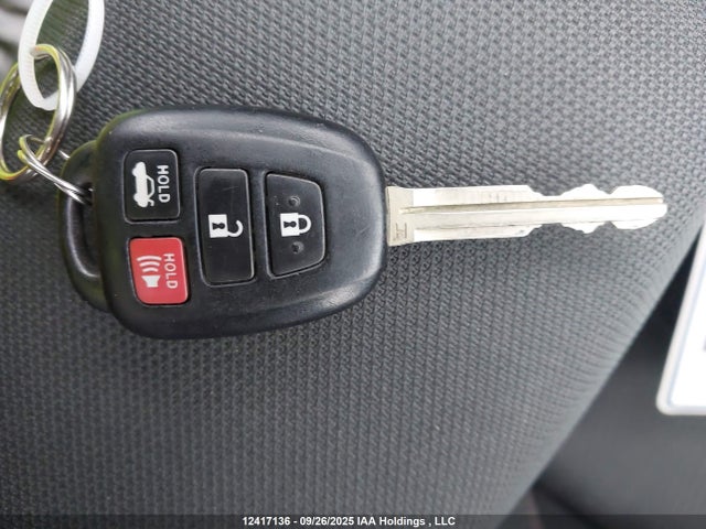 Toyota 2zr-fe 2017 2T1BURHE0HC946263 Image 11