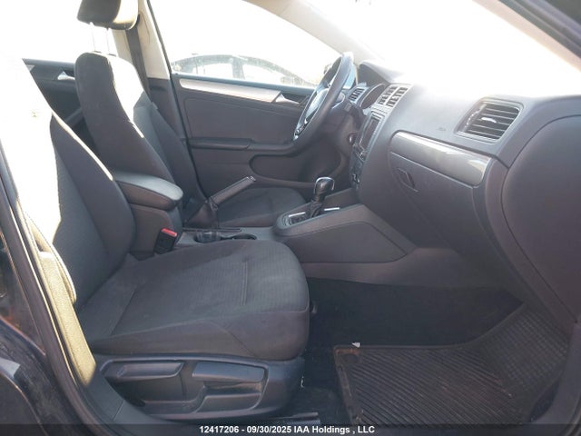 3VW2B7AJ7HM307030 Volkswagen 1.4 tsi