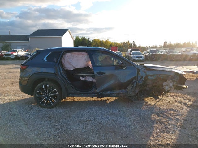 Продаж на аукціоні авто 2024 Mazda Cx-50 Premium, vin: 7MMVABDY6RN176016, номер лоту: 12417359
