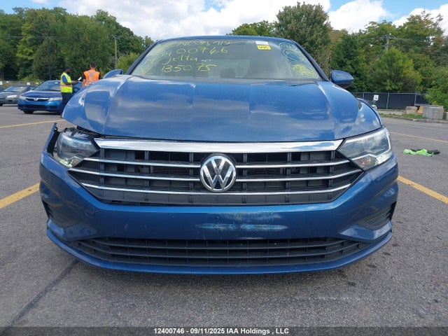 3VWE57BU6KM135075 Volkswagen 1.8 tsi