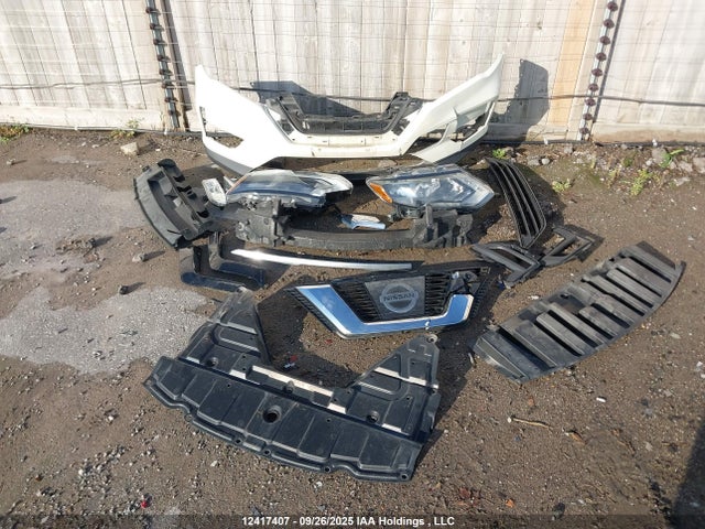 Nissan 2017 2017 5N1AT2MV8HC863552 Image 12
