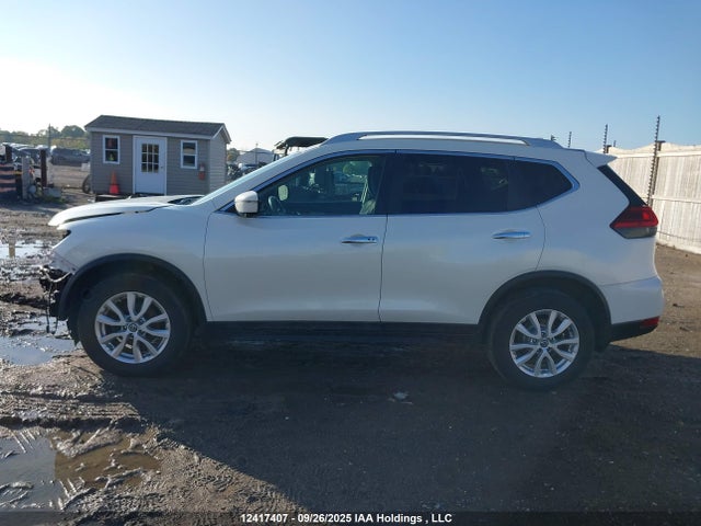 Nissan 2017 2017 5N1AT2MV8HC863552 Image 15