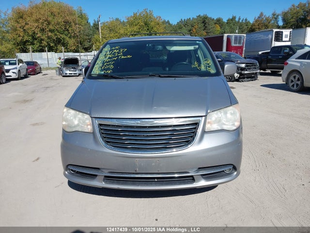 2C4RC1BGXER349632 Chrysler Town and Country