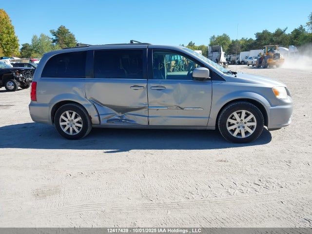 2C4RC1BGXER349632 Chrysler Town and Country