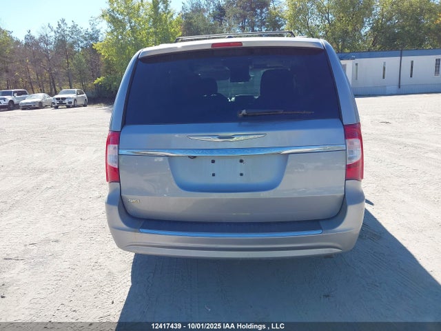 2C4RC1BGXER349632 Chrysler Town and Country