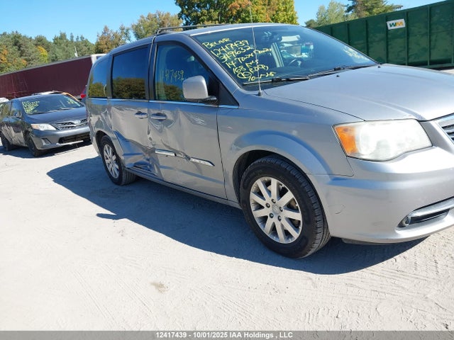 2C4RC1BGXER349632 Chrysler Town and Country